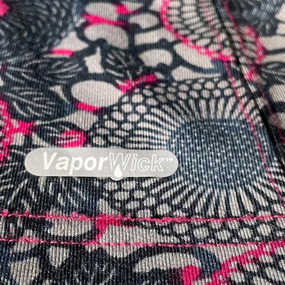 The North Face Activewear Pull On Cap Slv VNeck Print Top Grey Pink Sz XS - Picture 12 of 13